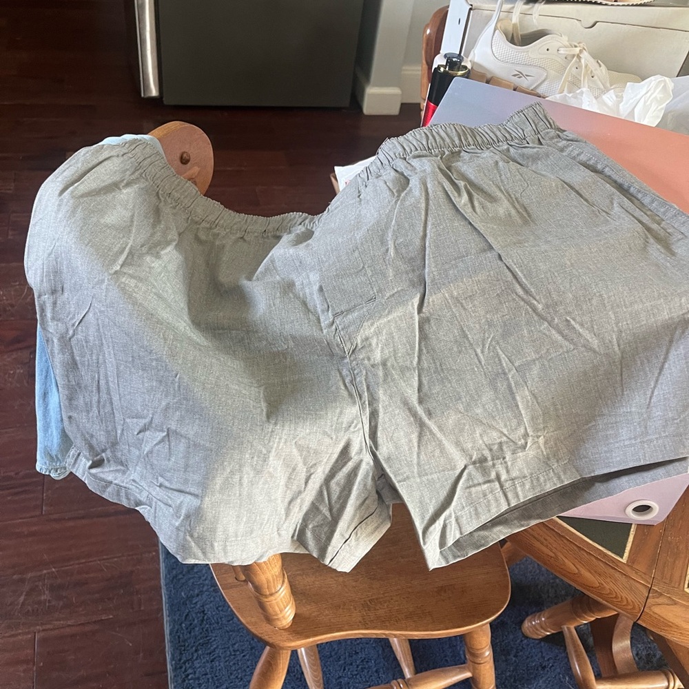 Banana Republic Gray Women's Shorts Size XXL